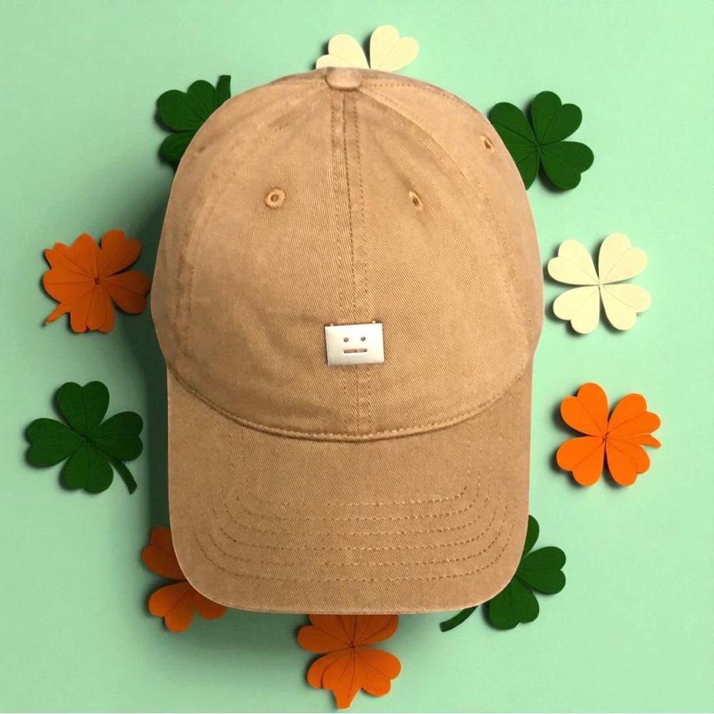 💫Acne Brown and Silver Hat 💫Timeless Accessory